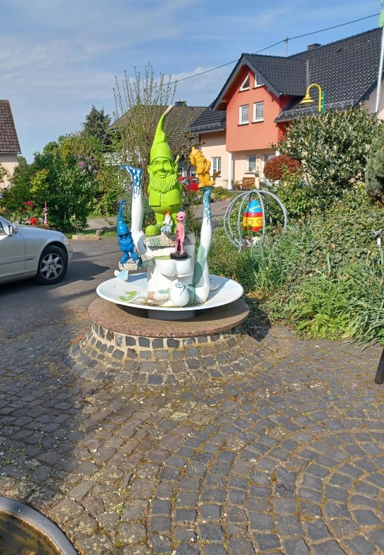 Zwerge "alle haben was zu sagen" | © H. Wilhelm Zwerge "alle haben was zu sagen" | © H. Wilhelm