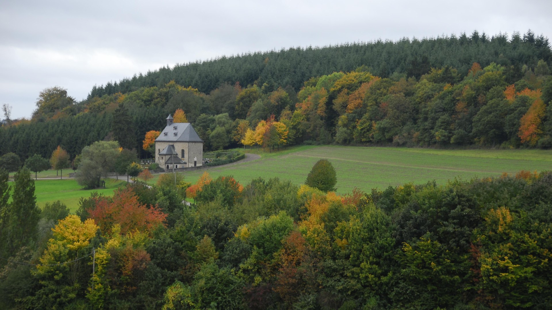St. Quintin im Herbst | © O. Schmitt St. Quintin im Herbst | © O. Schmitt