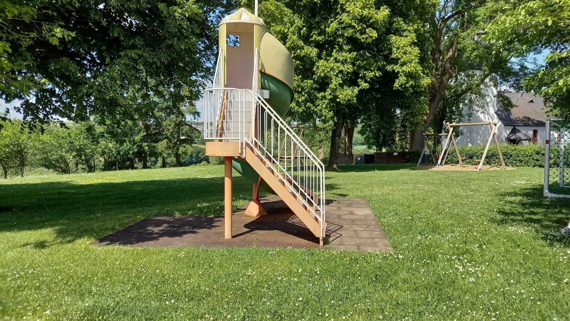 Rutsche auf dem Spielplatz | © B. Vogt