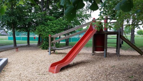 Rutschbahn rot | &copy; C. Vogt