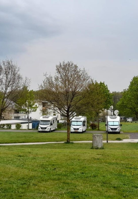 Stellplatz im Grünen | © T. Biersch