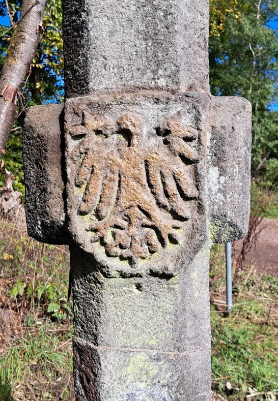 Wappen am Steinernen Männchen | © T. Biersch