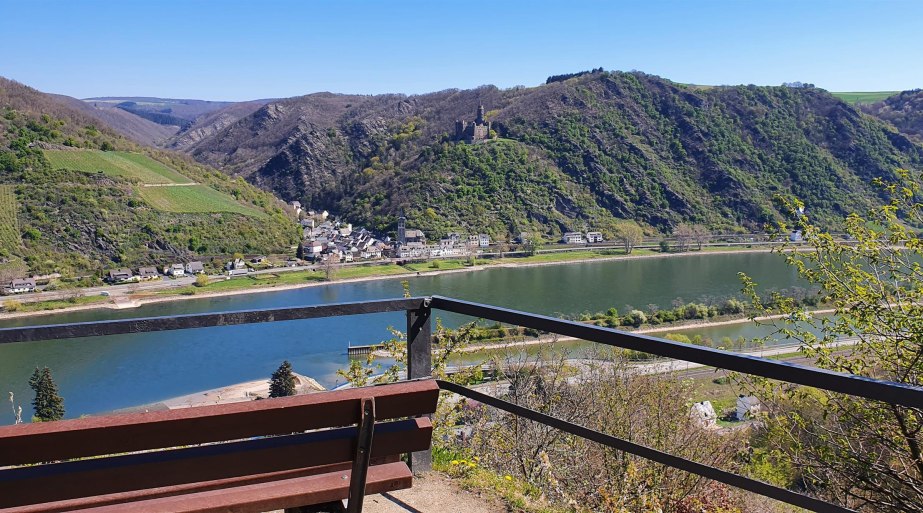 Ruhebank am Aussichtspunkt | © T. Biersch Ruhebank am Aussichtspunkt | © T. Biersch