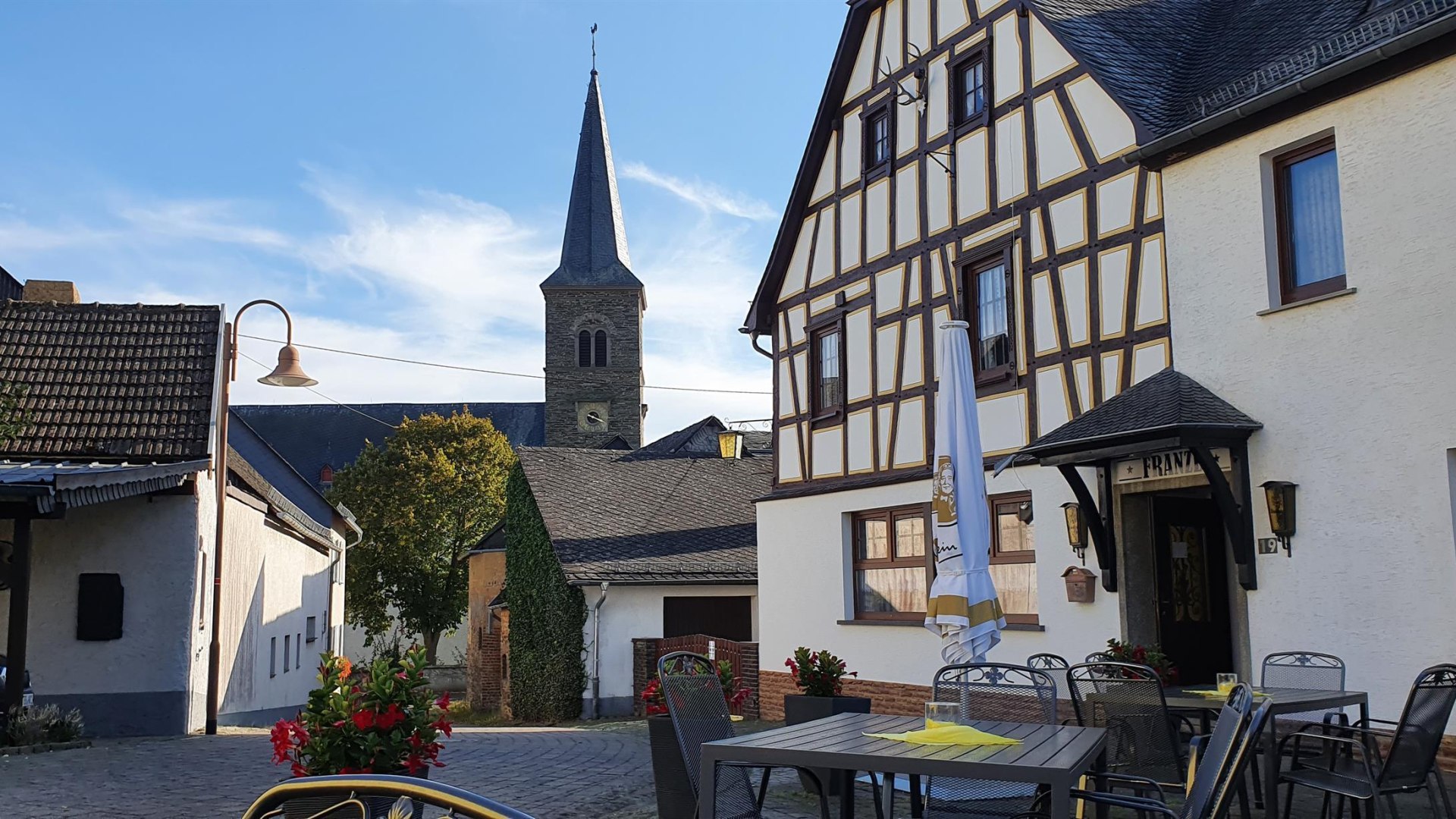 Gasthaus Franze mitten im Dorf | © T. Biersch