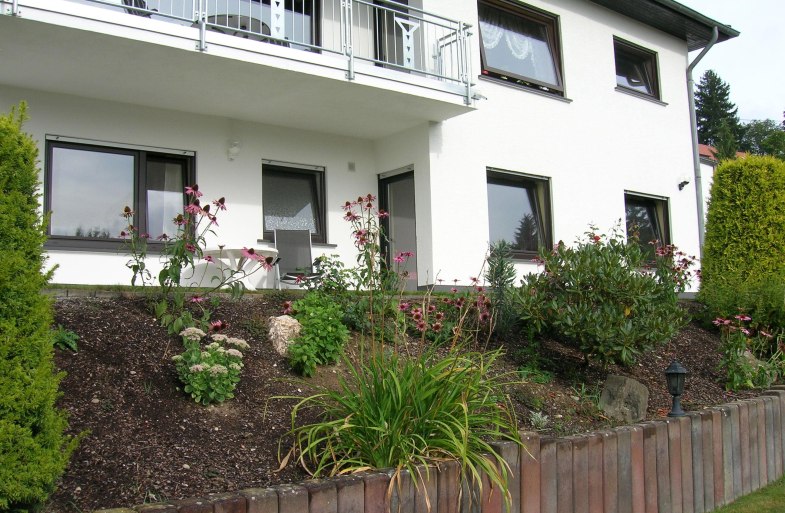 Hausansicht mit Balkon | &copy; Klaus Schneider