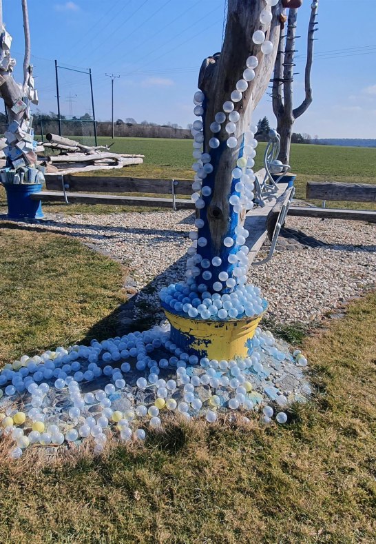 Seitenansicht der Bank | © T. Biersch