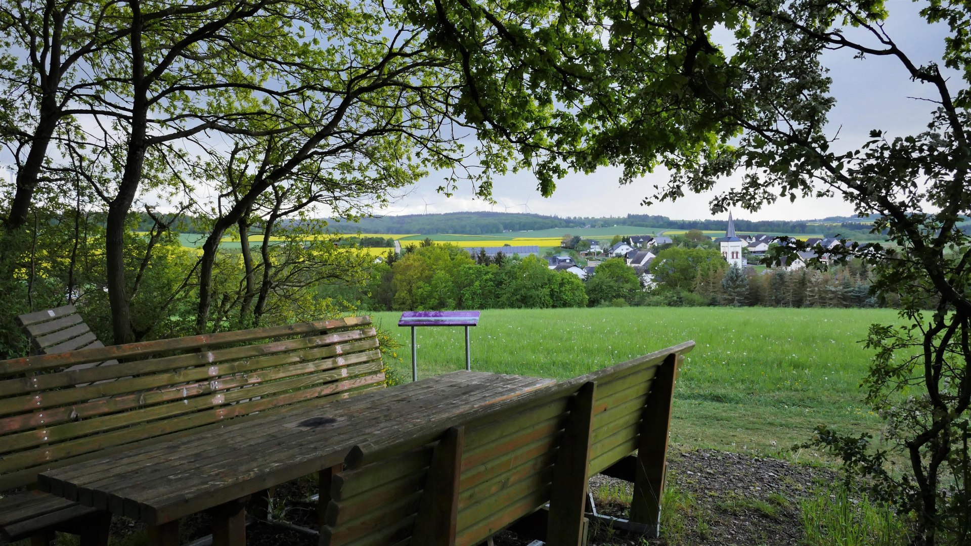 Eifelblick mit Aussicht auf Bickenbach | © B. Vogt Eifelblick mit Aussicht auf Bickenbach | © B. Vogt