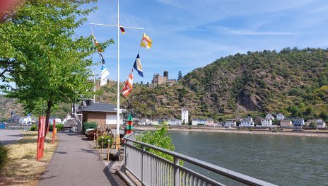 Lotsenmuseum mit Blick auf Burg Katz | © Thomas Biersch