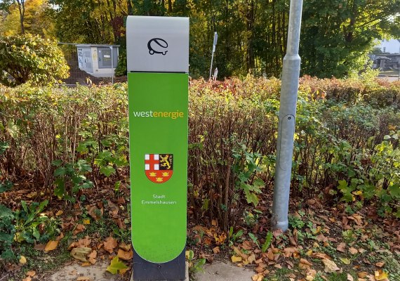 Ladestation für E-Autos am Park | © C. Vogt