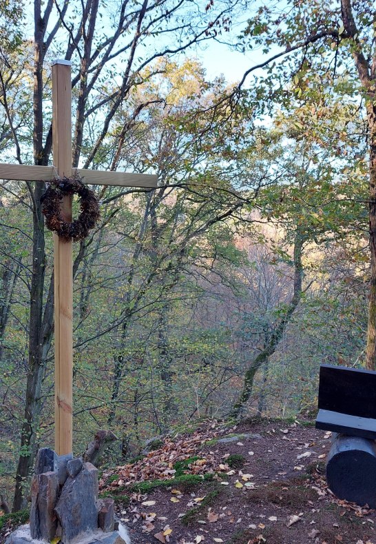 Gipfelkreuz an der Hochley | © T. Biersch