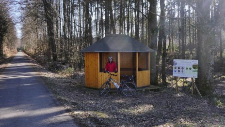 H&uuml;tte bei Hausbay am Radweg | &copy; B. Vogt