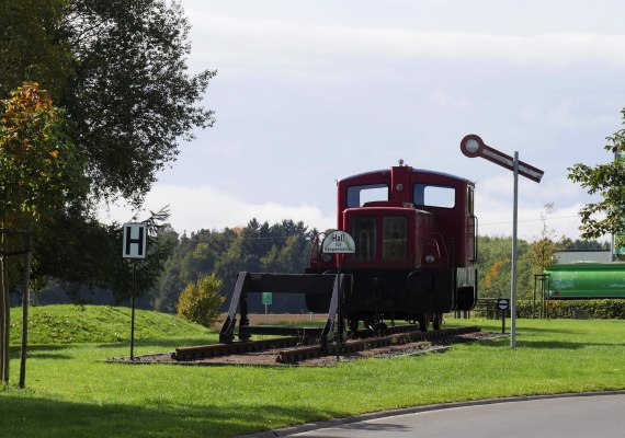 Alte Lok am Radweg | © B. Vogt