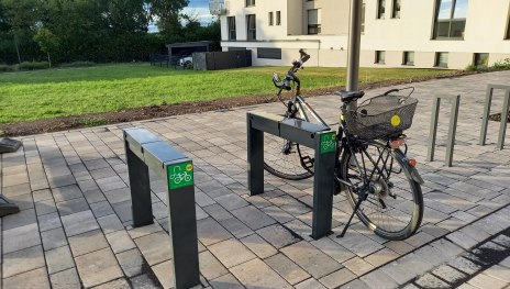Ladestation mit Radst&auml;nder | &copy; C. Vogt