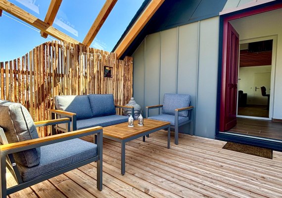 Terrasse am Tag | &copy; Dagmar Meyer