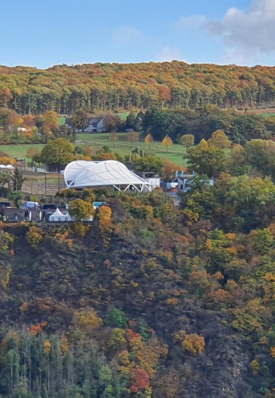Blick auf die Loreleyb&uuml;hne | &copy; T. Biersch