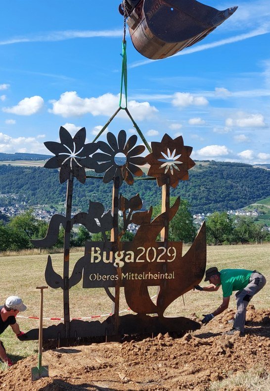 Aufbau der Buga-Blume Juli 2022 | © T. Biersch Aufbau der Buga-Blume Juli 2022 | © T. Biersch