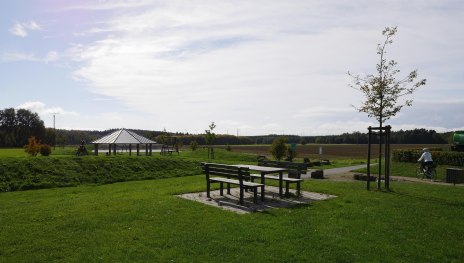 Picknickbank am Radweg | © B. Vogt