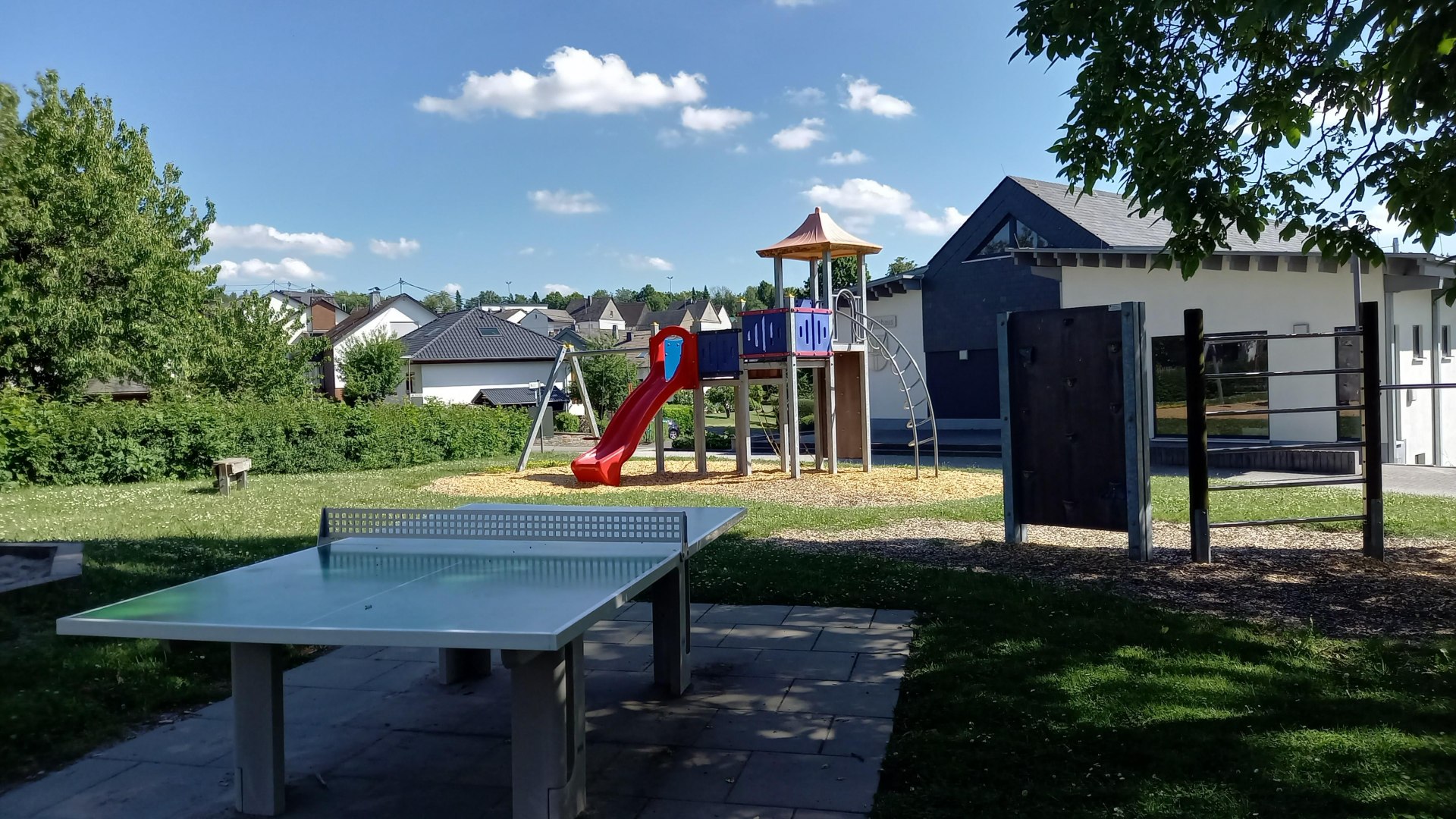 Turm mit Rutsche | © TI Hunsrück-Mittelrhein Turm mit Rutsche | © TI Hunsrück-Mittelrhein