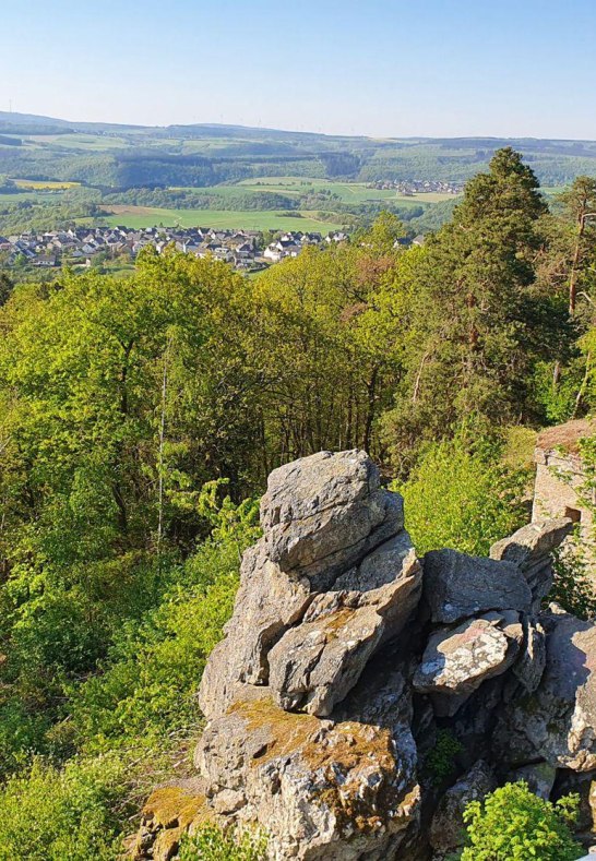 Turm Spitzer Stein Blick auf Felsen | © TI Hunsrück-Mittelrhein Turm Spitzer Stein Blick auf Felsen | © TI Hunsrück-Mittelrhein