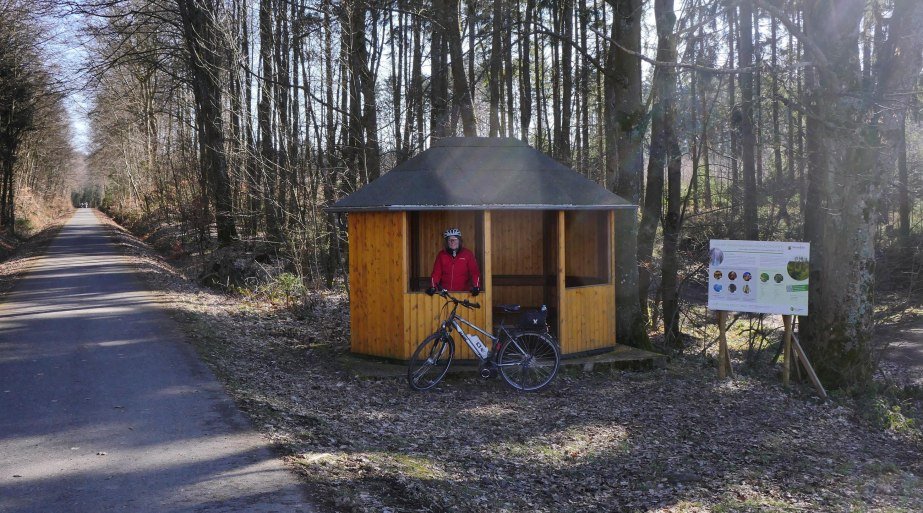 H&uuml;tte bei Hausbay am Radweg | &copy; B. Vogt