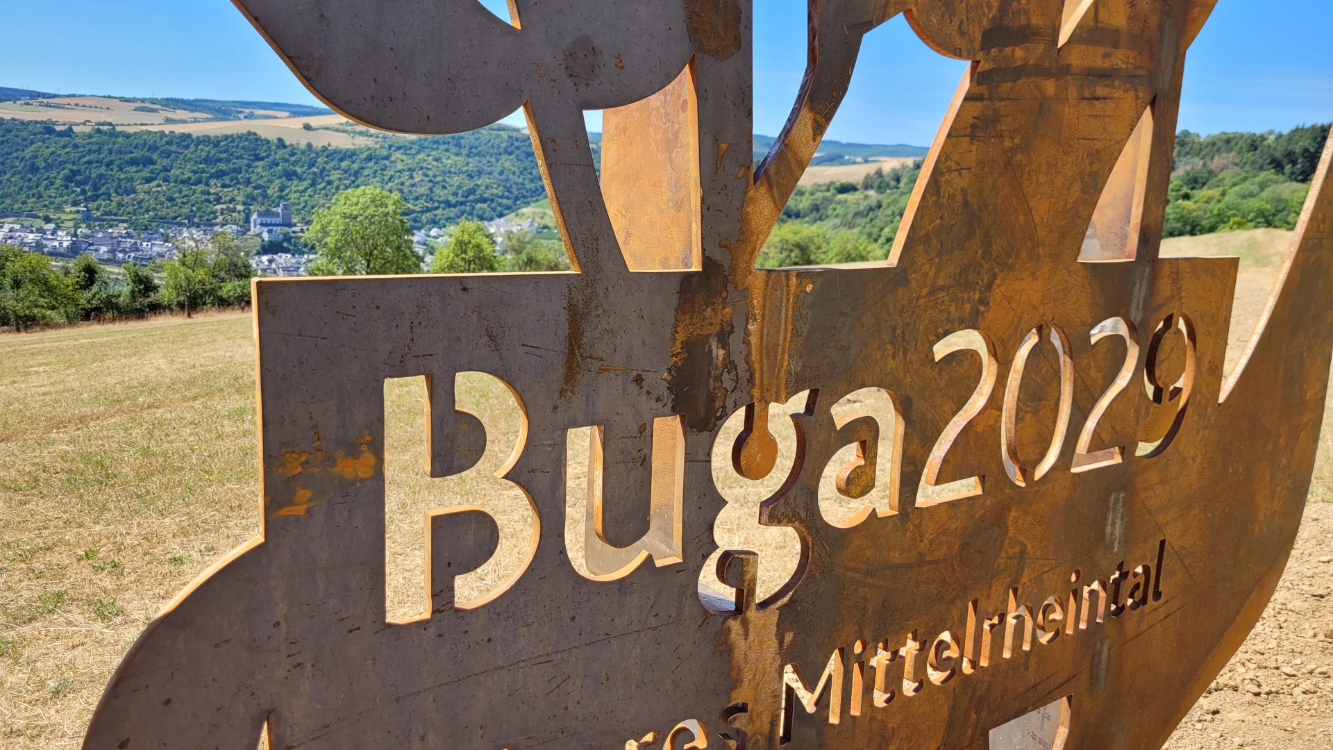 Buga Blume Fokus Schrift