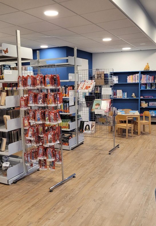 Innenraum der B&uuml;cherei | &copy; E. Bender