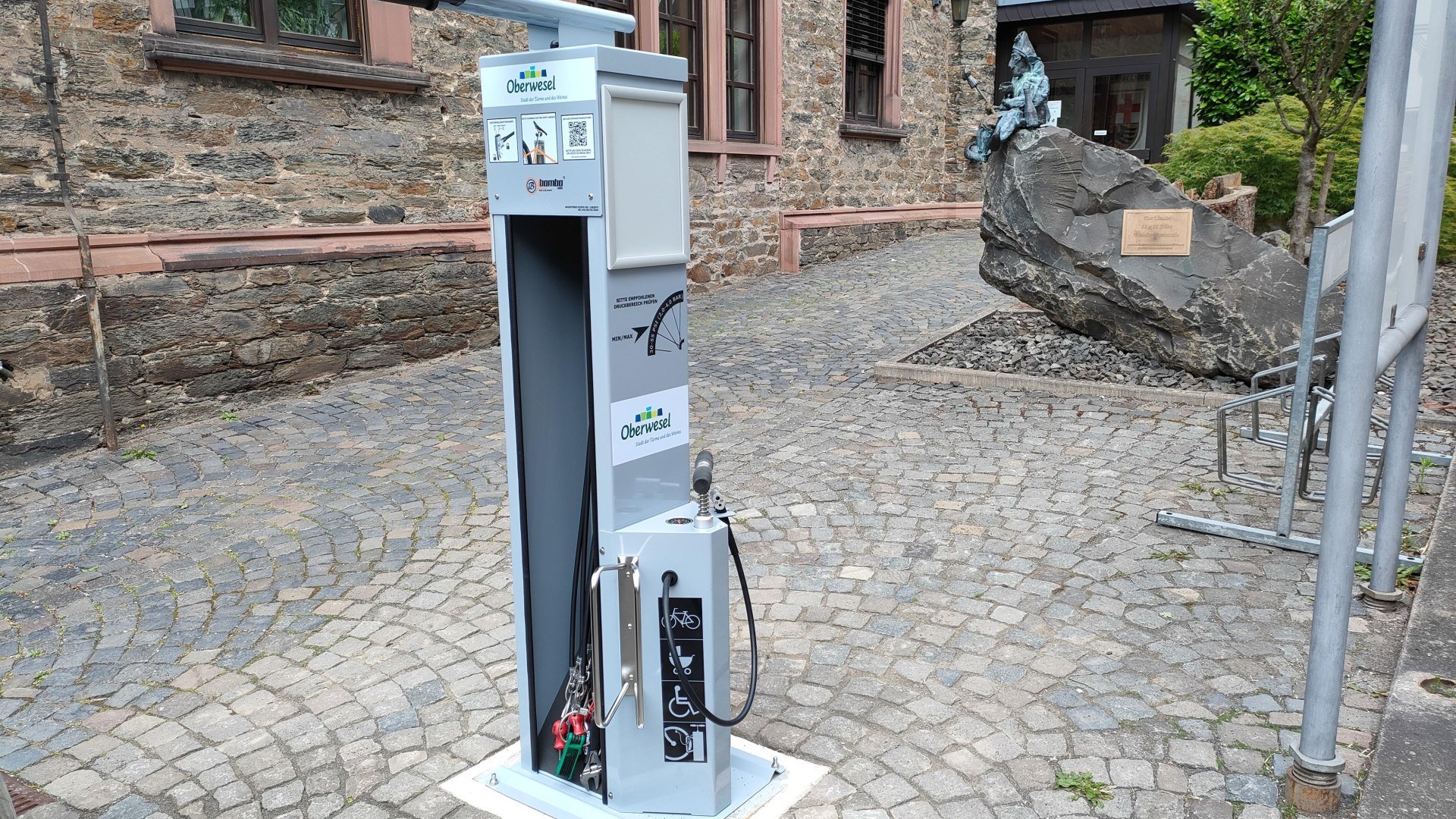 Fahrrad-Reparaturstation | &copy; Tourist-Information Oberwesel