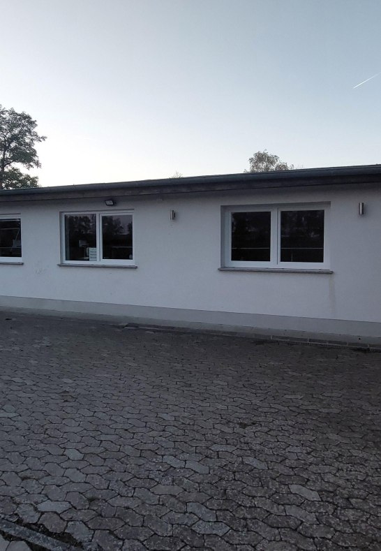 Umkleide am Sportplatz | &copy; B. Vogt