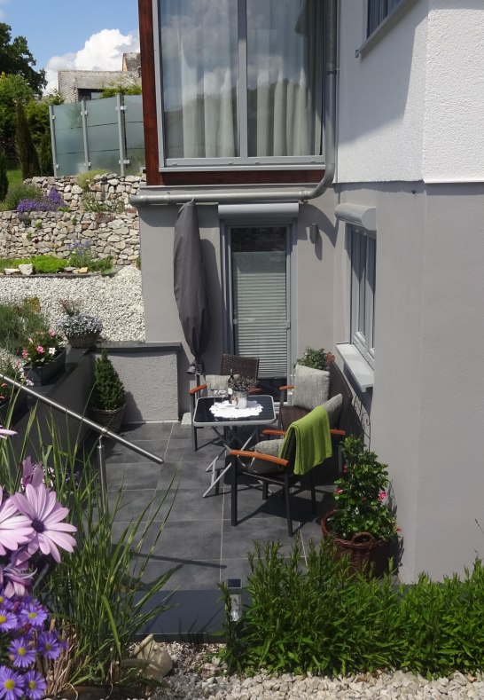Blick zur Terrasse | &copy; Karin Weber