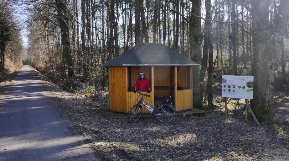 Hütte bei Hausbay am Radweg | © B. Vogt