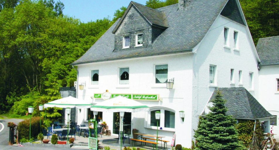 Cafe in Schloss-Reifenthal | © T. Biersch