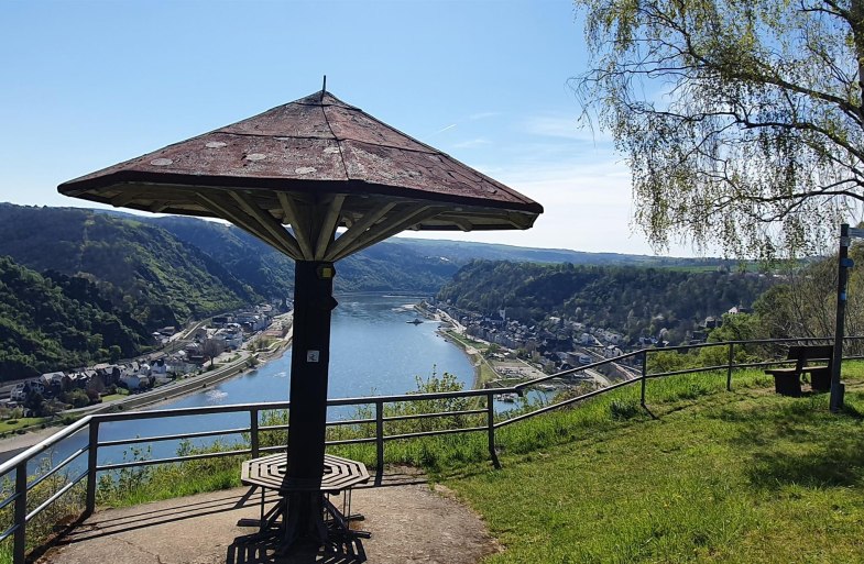 Werlauer Pilz mit Rheinblick | &copy; T. Biersch