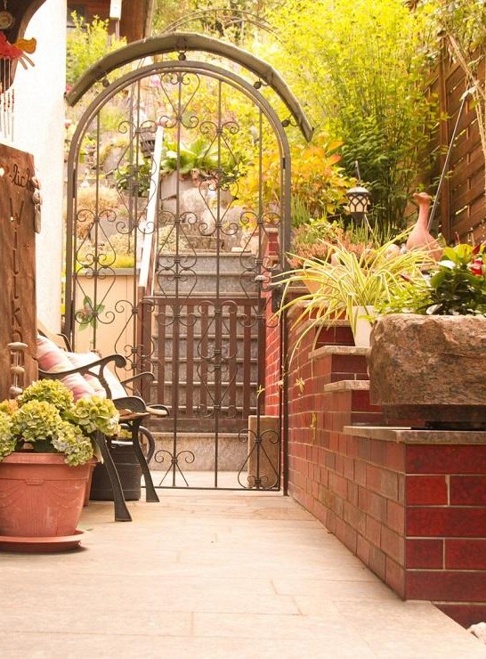 HausRudesheim.Eingang | &copy; Melanie Weiler